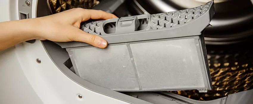 Signs Of A Clogged Dryer Lint Trap in Asheville, North Carolina
